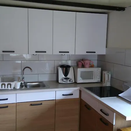 Domek Nad Jeziorem Ferienhaus *