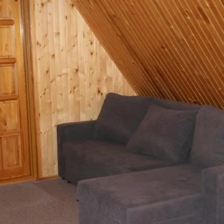 Domek Nad Jeziorem Ferienhaus *